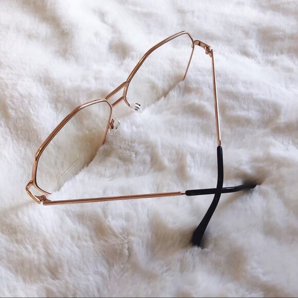 Peyton Rose Gold Hexagon Clear Sunglasses - Picture 6 of 9